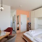 Brandenburger Str. 1 Apartamento *