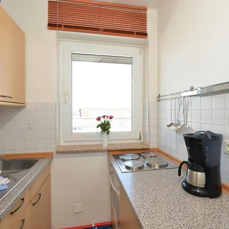Brandenburger Str. 1 Apartment