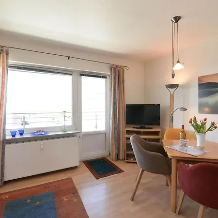 Brandenburger Str. 1 *
