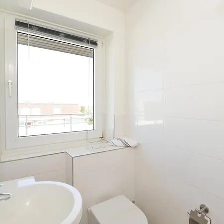 Apartment Brandenburger Str. 1 *