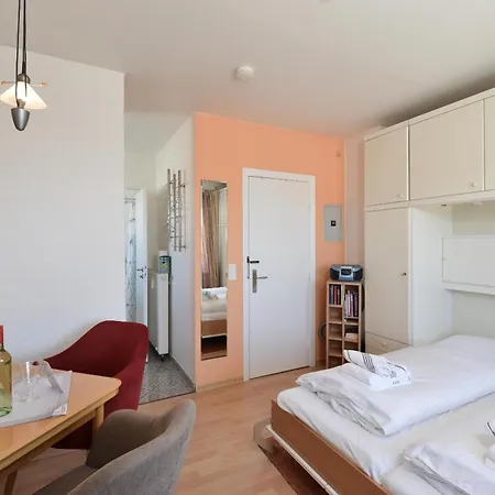 Brandenburger Str. 1 Apartman *