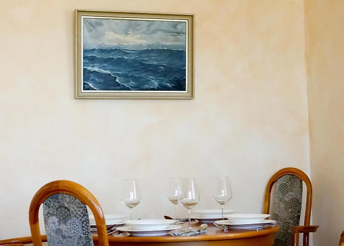 Brandenburger Str. 1