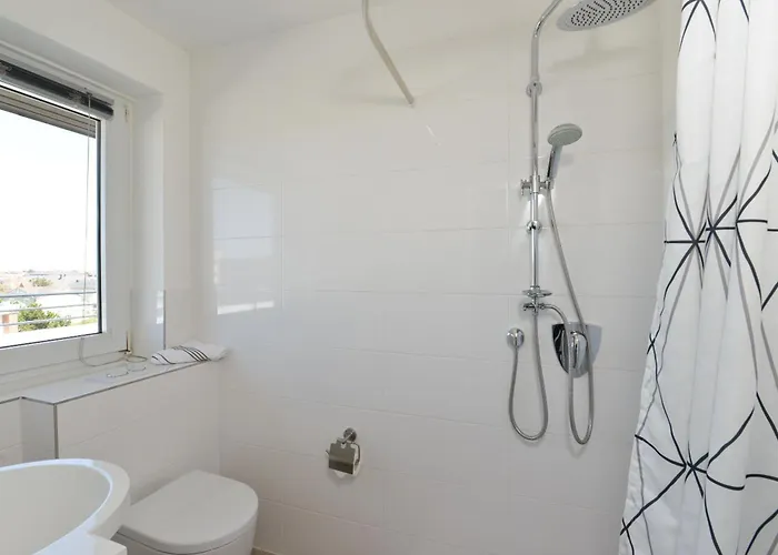 Brandenburger Str. 1